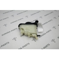 Бачок расширительный системы активной стабилизации Land Rover Range Rover 30DDTX L405 2012 LR048454
