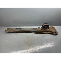 Балка под КПП Mitsubishi Grandis 2005 MR594295