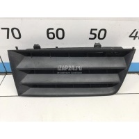 Решетка радиатора Renault Megane II (2003 - 2009) 7701474478