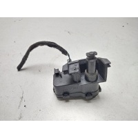 актуатор лючка бензобака Volkswagen Touareg 2 NF 7P0810773A