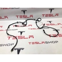 Проводка бампера переднего Tesla Model 3 2019 1067959-00-E