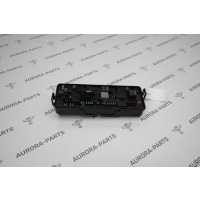 Блок предохранителей Land Rover Range Rover 30DDTX L405 2012 LR078444