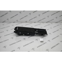 Бардачок центральный с подстаканниками Land Rover Range Rover 30DDTX L405 2012 LR084039