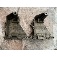 Кронштейн двигателя Volkswagen Transporter T5 (2003—2009) 2007 070903143C