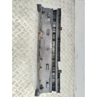 Рамка (планка) капота Renault Kangoo II (2007-2021) 2018 620129852R