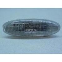 Повторитель на крыло белый Suzuki Liana (2001 - 2007) 3641054G01