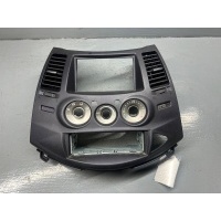 Дефлектор обдува салона Mitsubishi Grandis 2005 MN157315