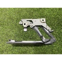 петля капота Audi Q5 FY B5 NY 2020 80a823301c, 80A823301B, 80A823301D