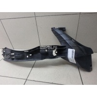 Направляющая переднего бампера правая VAG Touareg (2002 - 2010) 7L6807184D