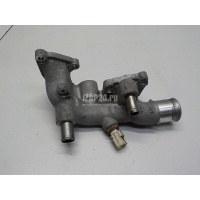 Фланец двигателя системы охлаждения Toyota RX 300/330/350/400h (2003 - 2009) 1633131150