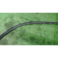 уплотнитель капота Audi A4 (B8) 2007-2015 2012 8T0823723B