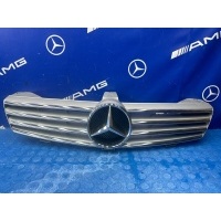 решетка радиатора Mercedes-benz cls 550 w219 2008 A2198800083