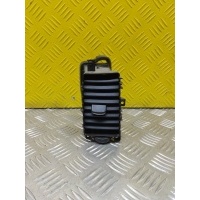 Дефлектор обдува салона Nissan Pathfinder (R51M) 2004-2013 2010 687515X00A