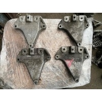 Кронштейн КПП Volkswagen Touran I рестайлинг (2006—2010) 2010 1K0199117BB