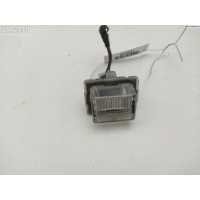 Подсветка номера Mercedes W204 (C) 2009 2218200456