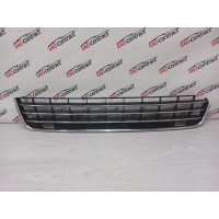 Решетка в бампер Volkswagen Touareg NF 2010 7P6853677A, 7P6853671E