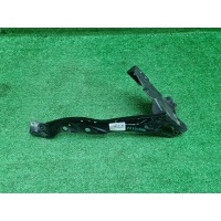Кронштейн фары правый Mercedes Е W212 (2013-2016) Mercedes-Benz Параметр: Модель 2013 A2126204700