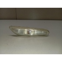 Повторитель на крыло левый белый BMW 5-serie E60/E61 (2003 - 2009) 63136923919