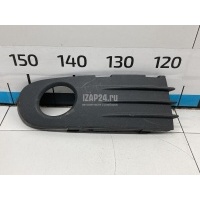 Решетка в бампер правая Volvo V50 (2004 - 2012) 30657008
