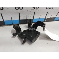 Кронштейн (сопут. товар) Volvo V50 (2004 - 2012) 8683264