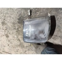Поворотник правый Volkswagen Passat B3 1993