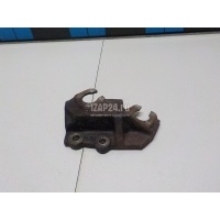 Кронштейн крепления троса КПП Toyota Auris (E15) (2006 - 2012) 3352452060