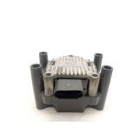 Катушка зажигания Volkswagen Golf 6 2012 032905106F