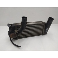 Интеркулер Toyota Auris (2006-2012) 2007 1370700254