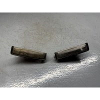 Подсветка номера Mitsubishi Grandis 2005 MN182324