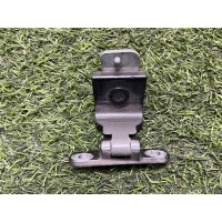 петля багажника Audi Q5 FY B5 NY 2020 8U0827300E