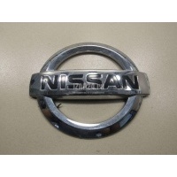 Эмблема на крышку багажника Nissan Tiida (C11) (2007 - 2014) 90890EM30A