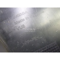 Локер задний правый VAG Fabia (2007 - 2015) 5J6810972