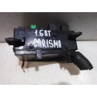 Блок предохранителей Mitsubishi Carisma I (1995—1999) DA1A 1997 MB953414