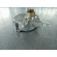 Насос вакуумный Mercedes C-class W204 2010 A2712301665