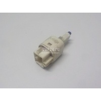 Датчик включения стопсигнала Toyota CorollaVerso (2004 - 2009) 8434009020