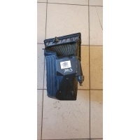 Корпус воздушного фильтра Land Rover Discovery sport 2015 GJ329600AD,LR126064,LR071943