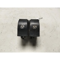 Кнопка стеклоподъемника заднего правого Renault Scenic II (2003-2009) 2004 315050