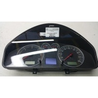 Щиток приборов (приборная панель) Volkswagen Sharan (2001-2010) 2003 7M3920820D