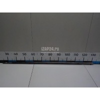 Накладка стекла переднего правого Toyota RX 350/450H (2009 - 2015) 7571048060