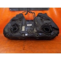 Бак топливный WDB2112562A772276 A2114702402 на Mer Mercedes-benz A2114702402 A2114702402