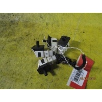 Выключатель концевой A2028209410, A1688201910 на M Mercedes-benz A2028209410 A2028209410