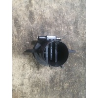 Датчик расхода воздуха 22204-07010 на Toyota Auris Toyota 22204-07010 22204-07010