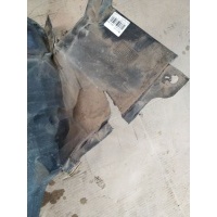Подкрылок 2038841222 на Mercedes-Benz C-Class W203 Mercedes-benz 2038841222 2038841222