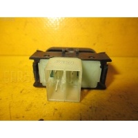 Кнопка A21082135517C45 на Mercedes-Benz E-Class W2 Mercedes-benz A21082135517C45 A21082135517C45