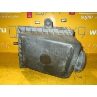 Корпус воздушного фильтра 13711432828 на Bmw 7-Ser Bmw 13711432828 13711432828