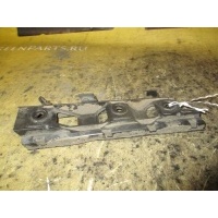 Крепление бампера 3C0807183 на Volkswagen Passat 3 Volkswagen 3C0807183 3C0807183