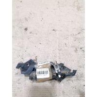 Крепление бампера 8K0807283 на Audi A4 8K Audi 8K0807283 8K0807283
