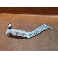 Крепление бампера BN8V502H1B на Mazda Axela BK5P Mazda BN8V502H1B BN8V502H1B