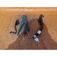 Педаль подачи топлива 1K2723503AJ на Audi A3 8P Audi 1K2723503AJ 1K2723503AJ