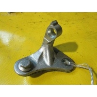 Петля двери шарнирная A2037200737 на Mercedes-Benz Mercedes-benz A2037200737 A2037200737